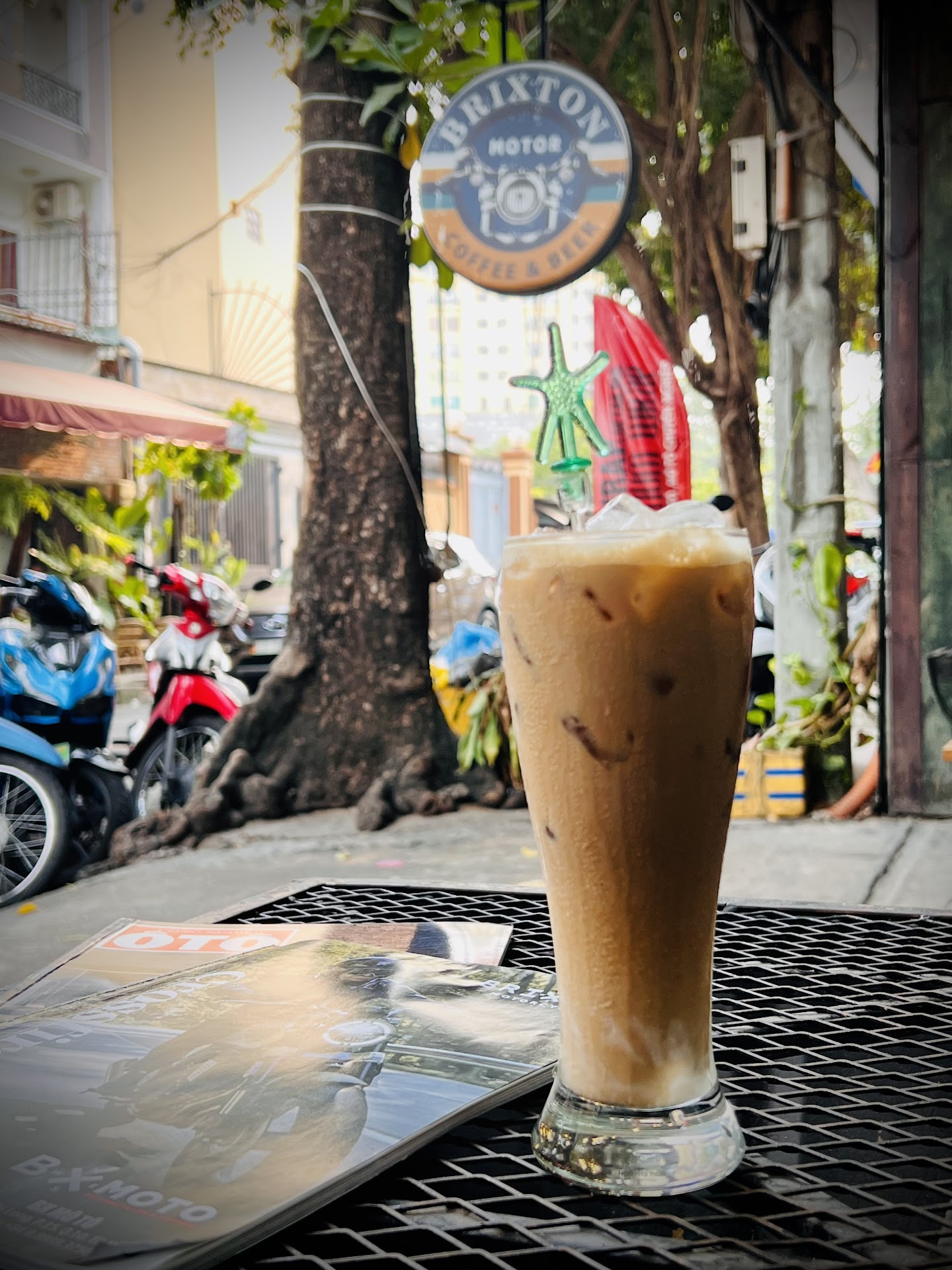 Cà phê moto Brixton