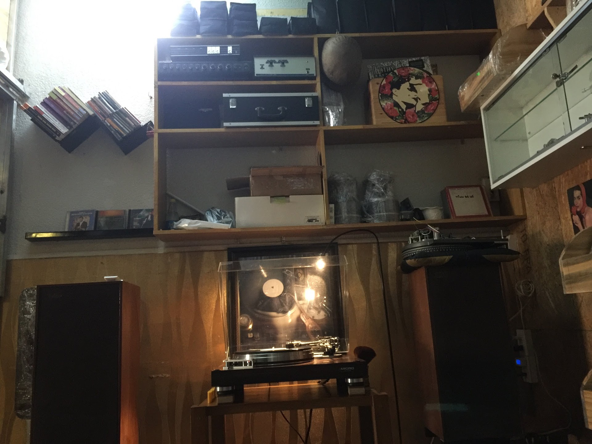 CAFE Sài Gòn ĐĨA THAN