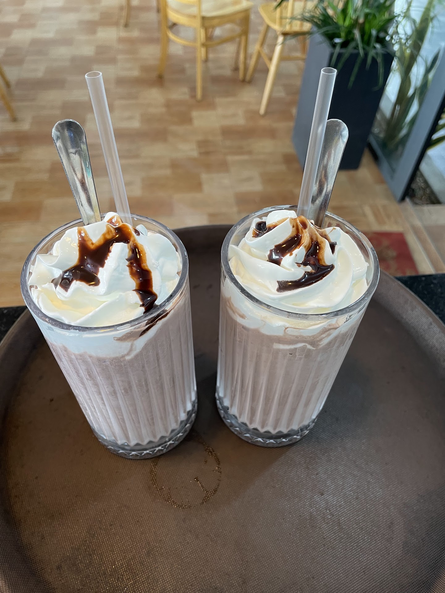 Kamon coffee and Milk Tea