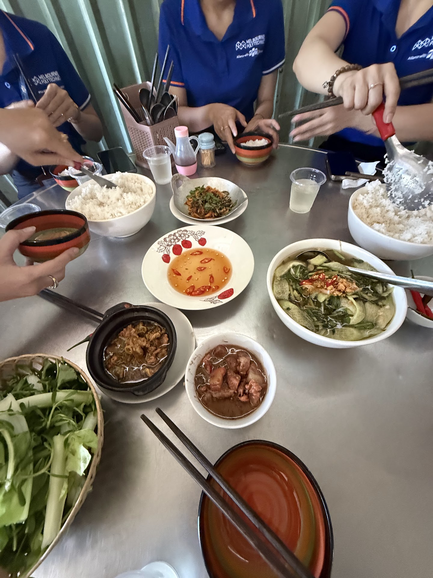 Quán cơm gia đình(Cẩm Tiên)