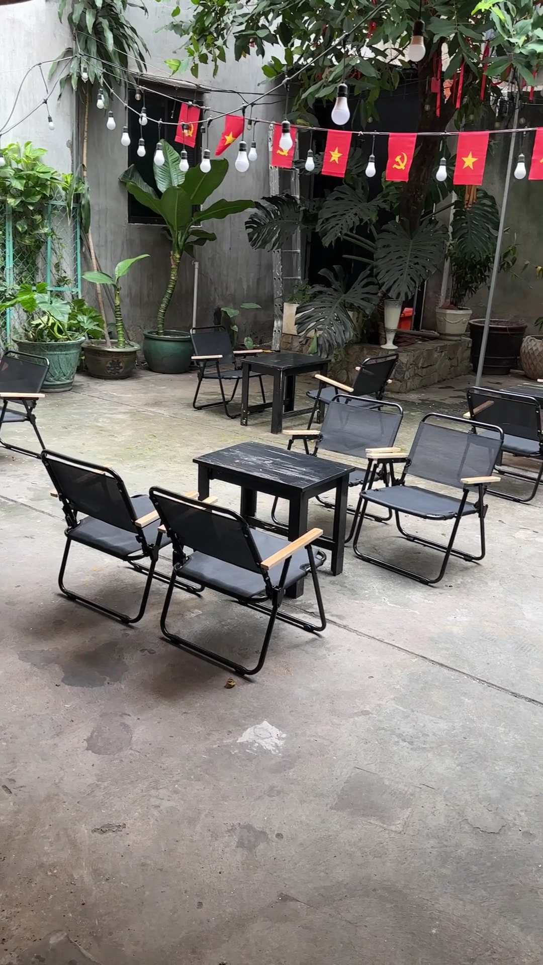 Tiệm cà phê Nhà Yên