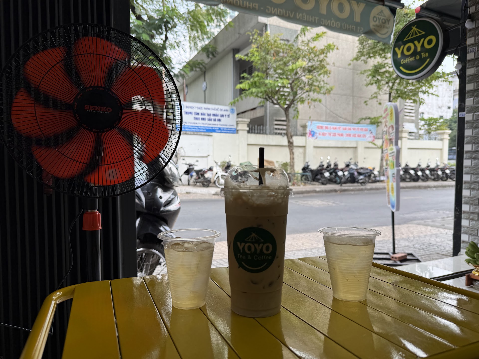 YOYO cà phê và trà sữa