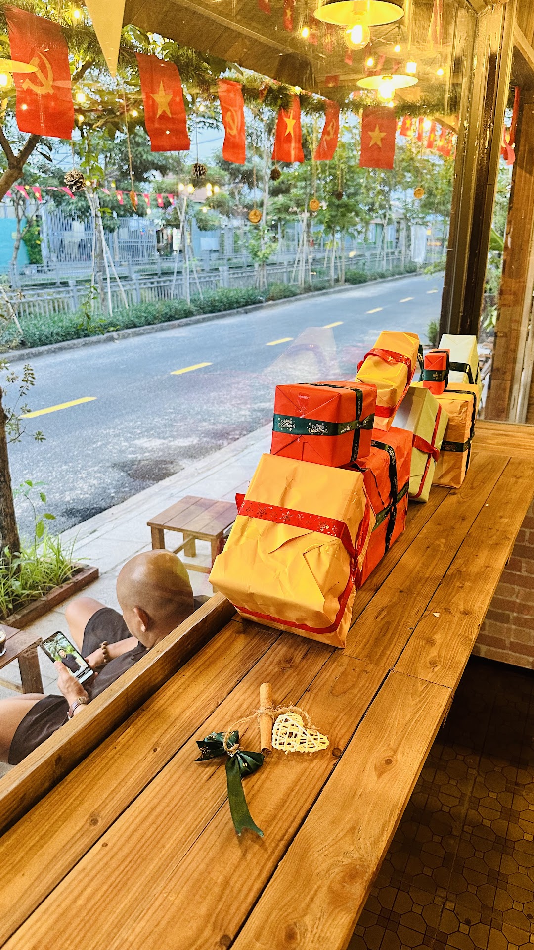 The May Coffee & tea