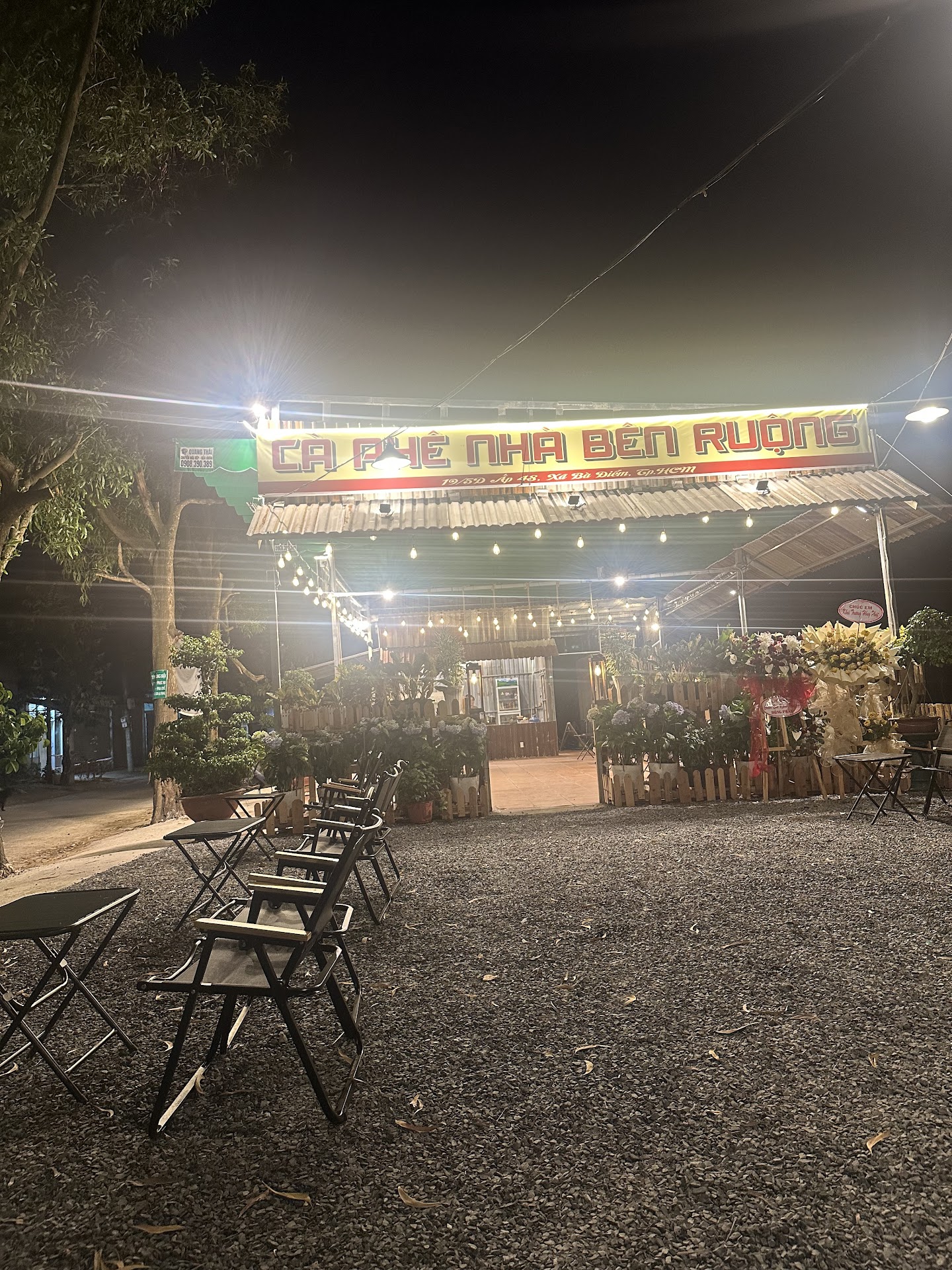 Cà Phê Nhà Bên Ruộng