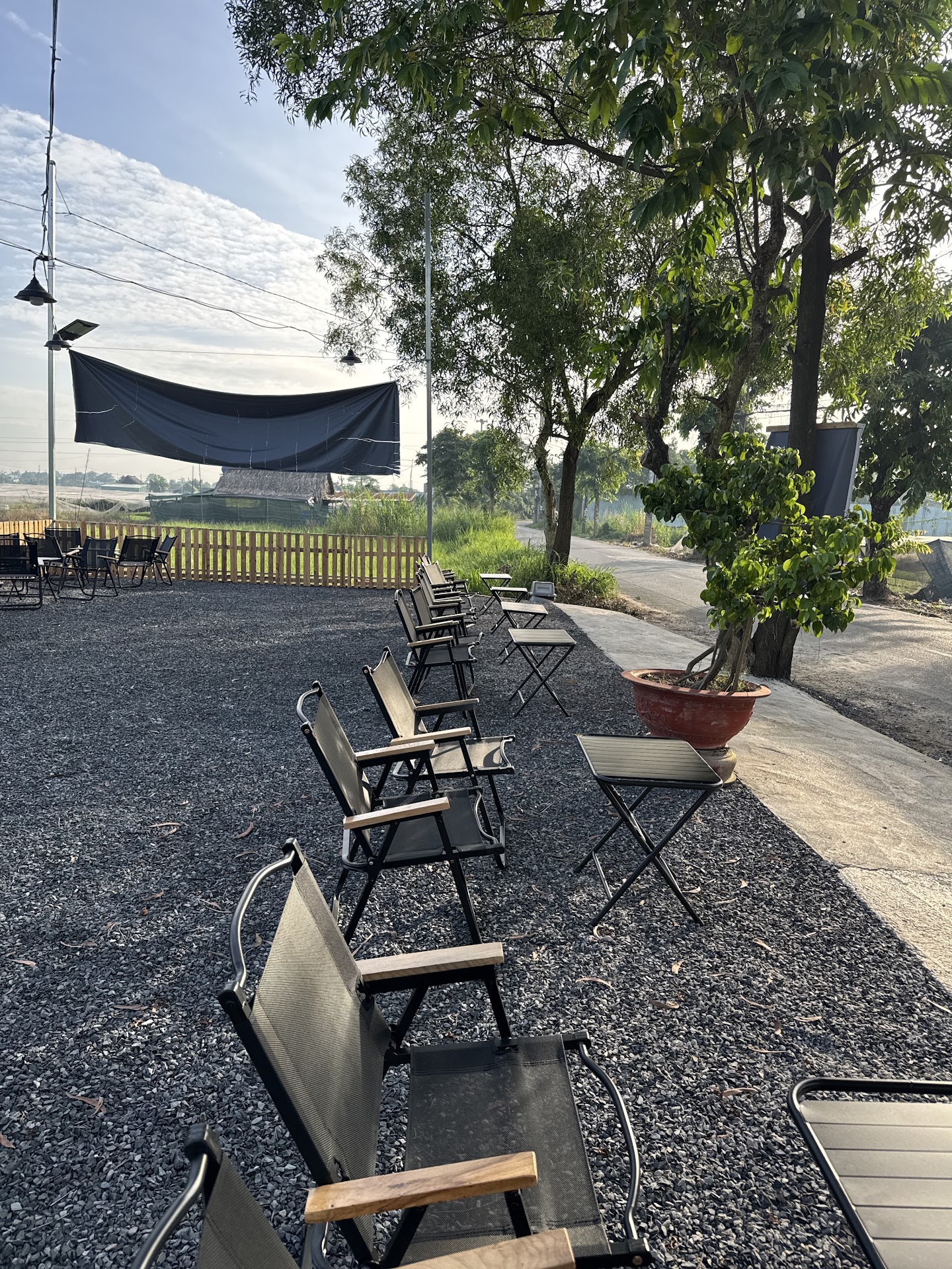 Cà Phê Nhà Bên Ruộng