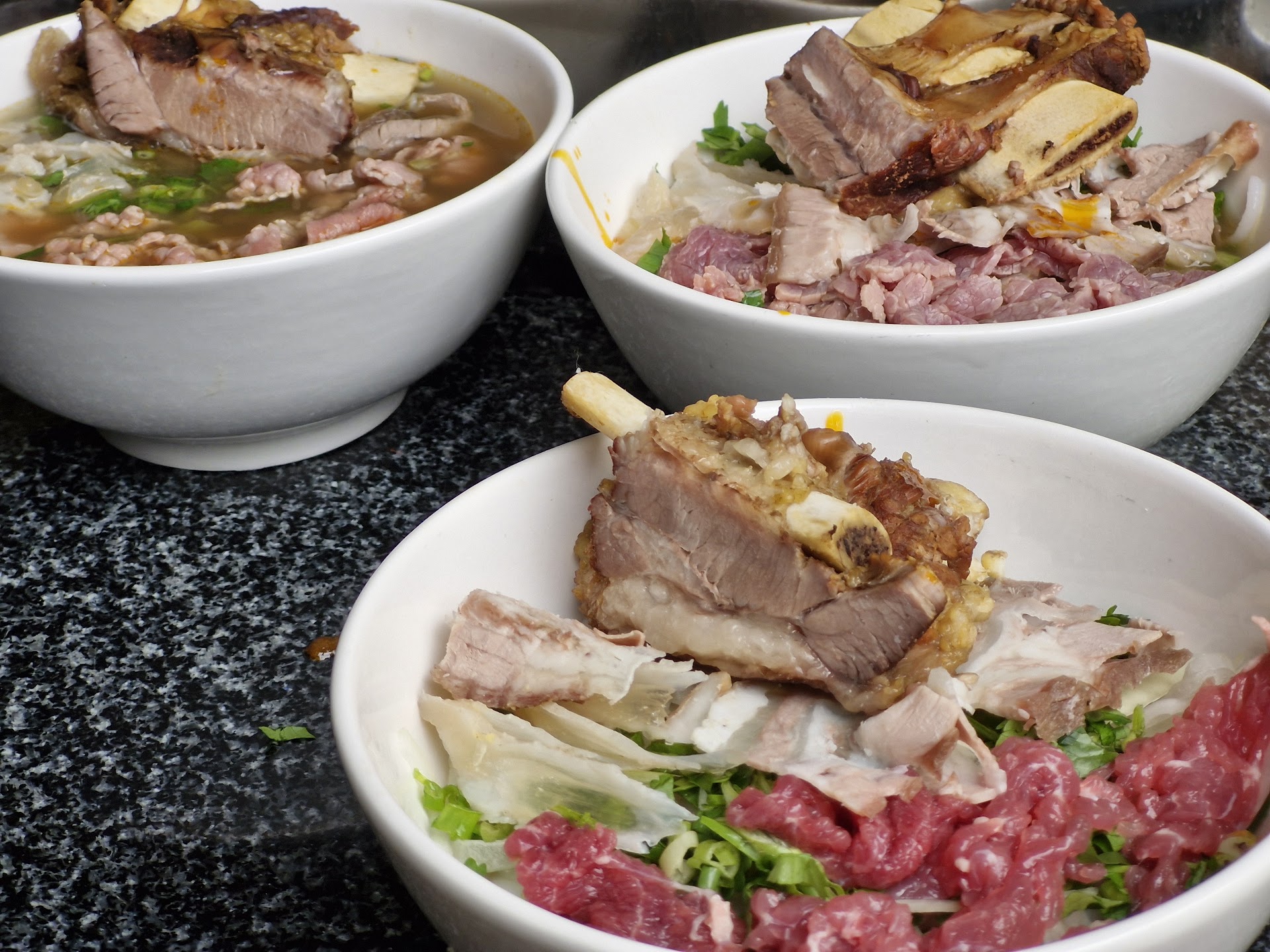 Cà Phê - Bún Sườn Bò Tươi Minh Chính