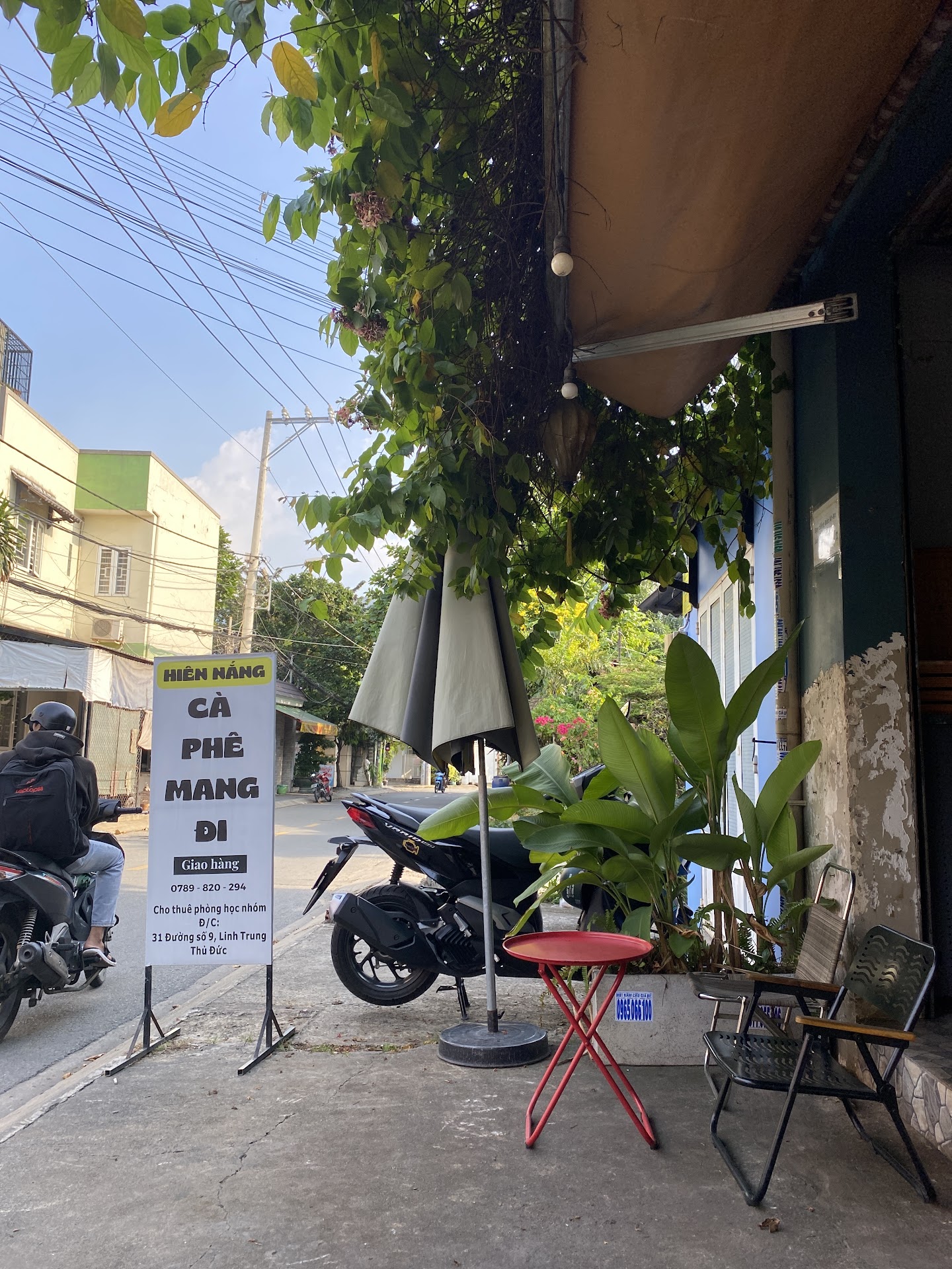 Hiên Nắng Cà phê