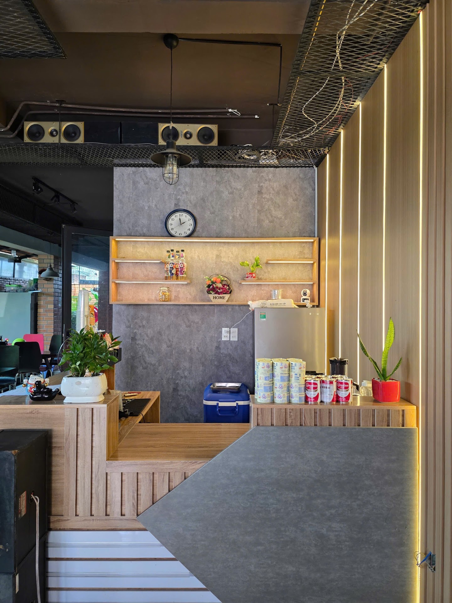 Dũ Cà phê - Trà sữa - Nước ép