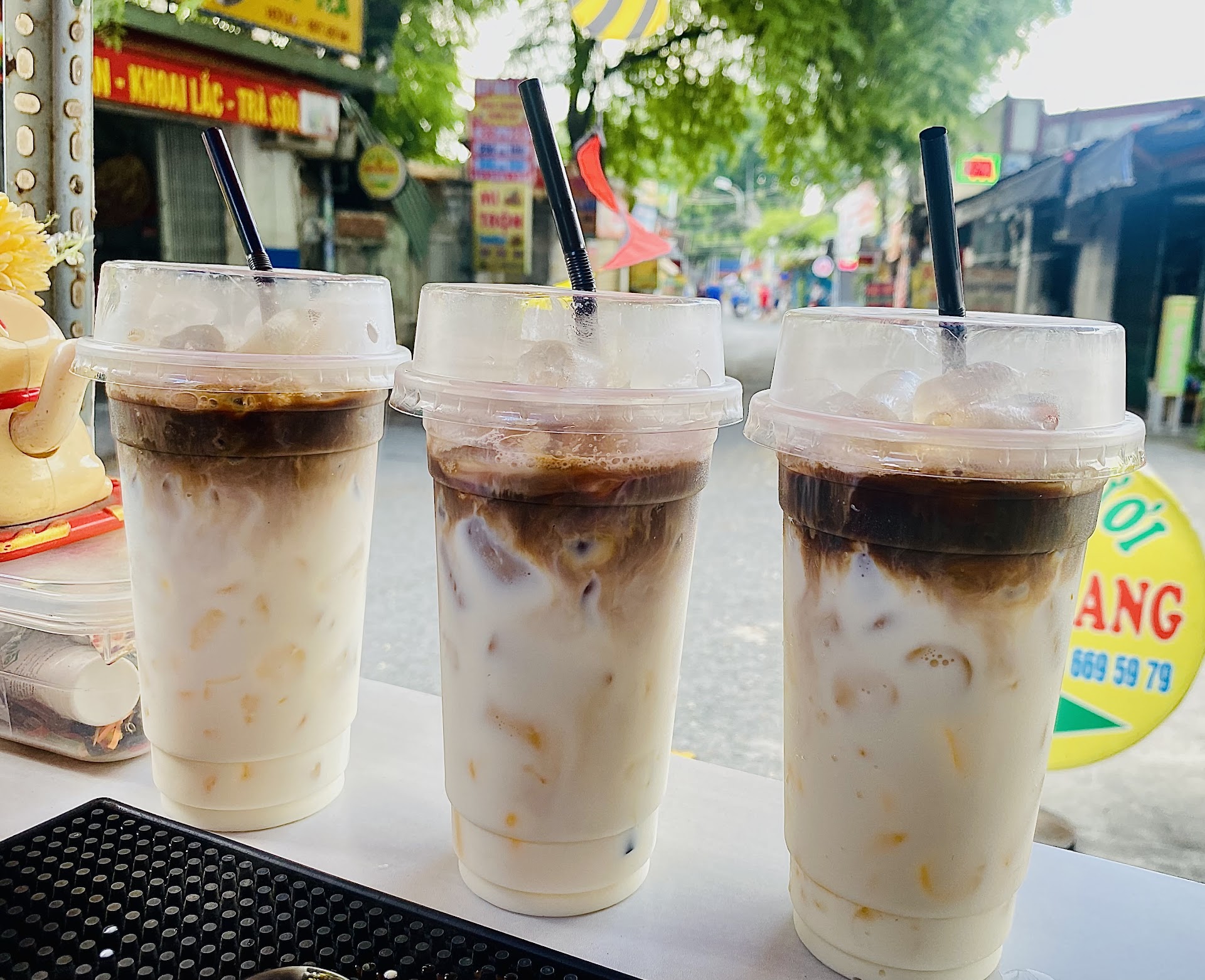 Leng Keng Phố - Caffe mang đi