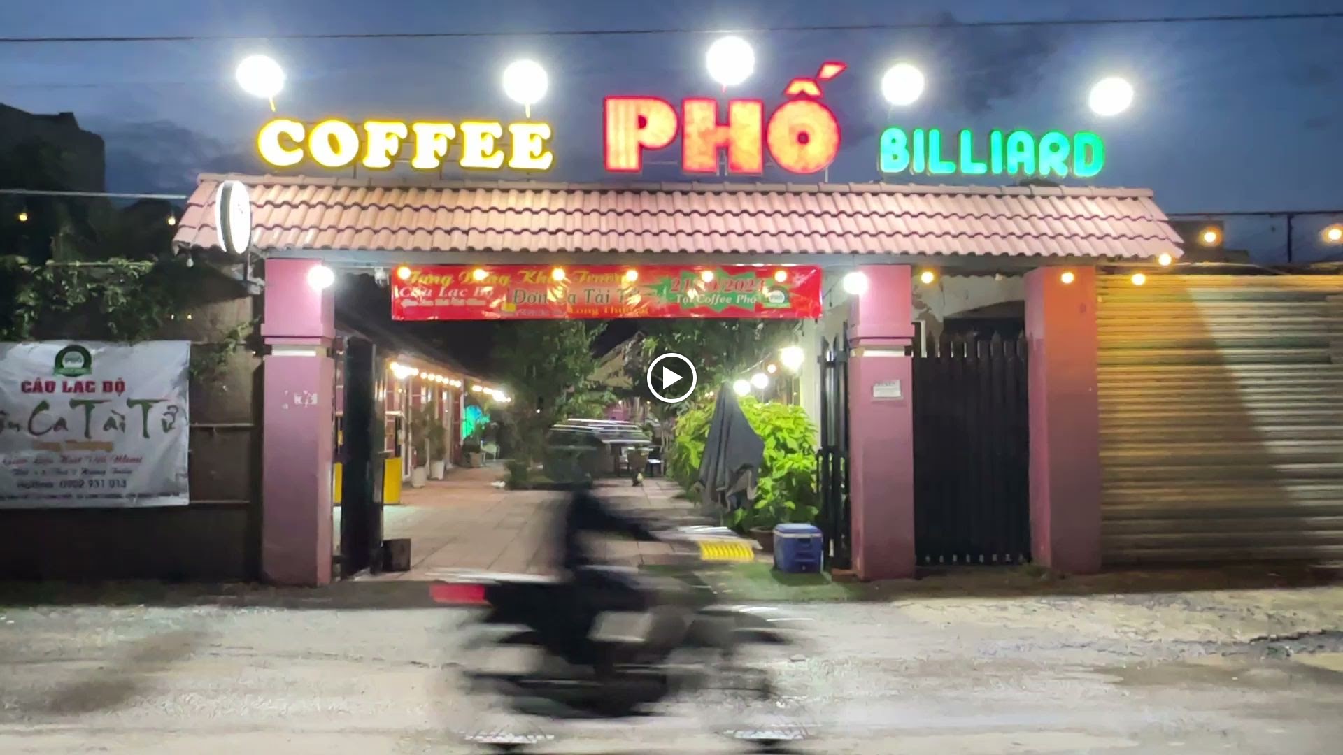 CÀ PHÊ PHỐ (Coffee & Billiard Phố)