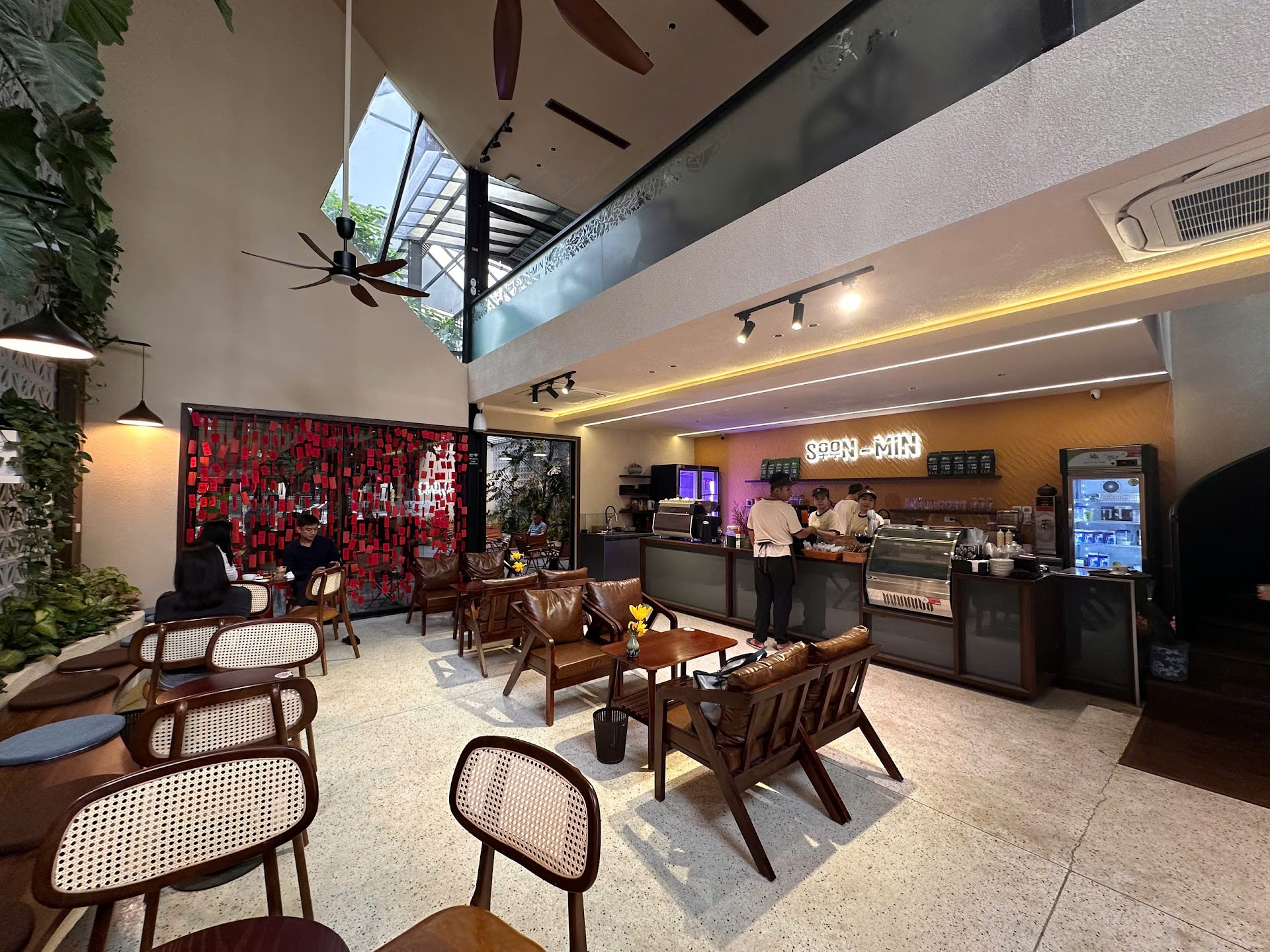 Cà phê sân vườn Soo Min