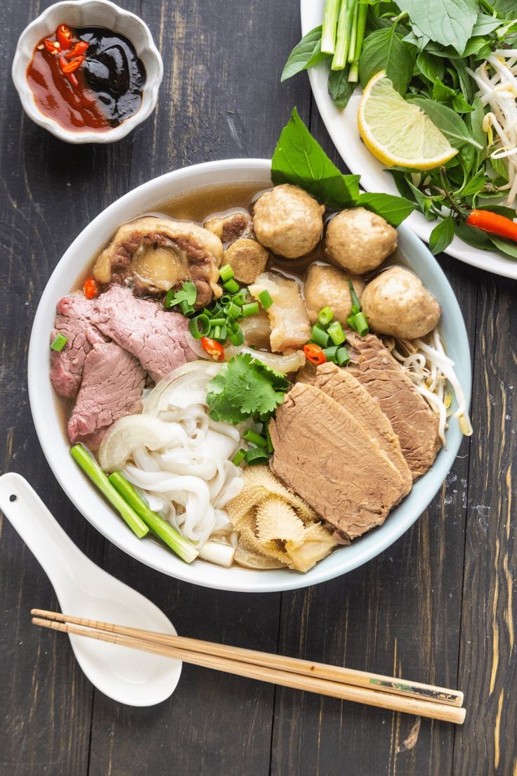 Quán Phở Cô Út