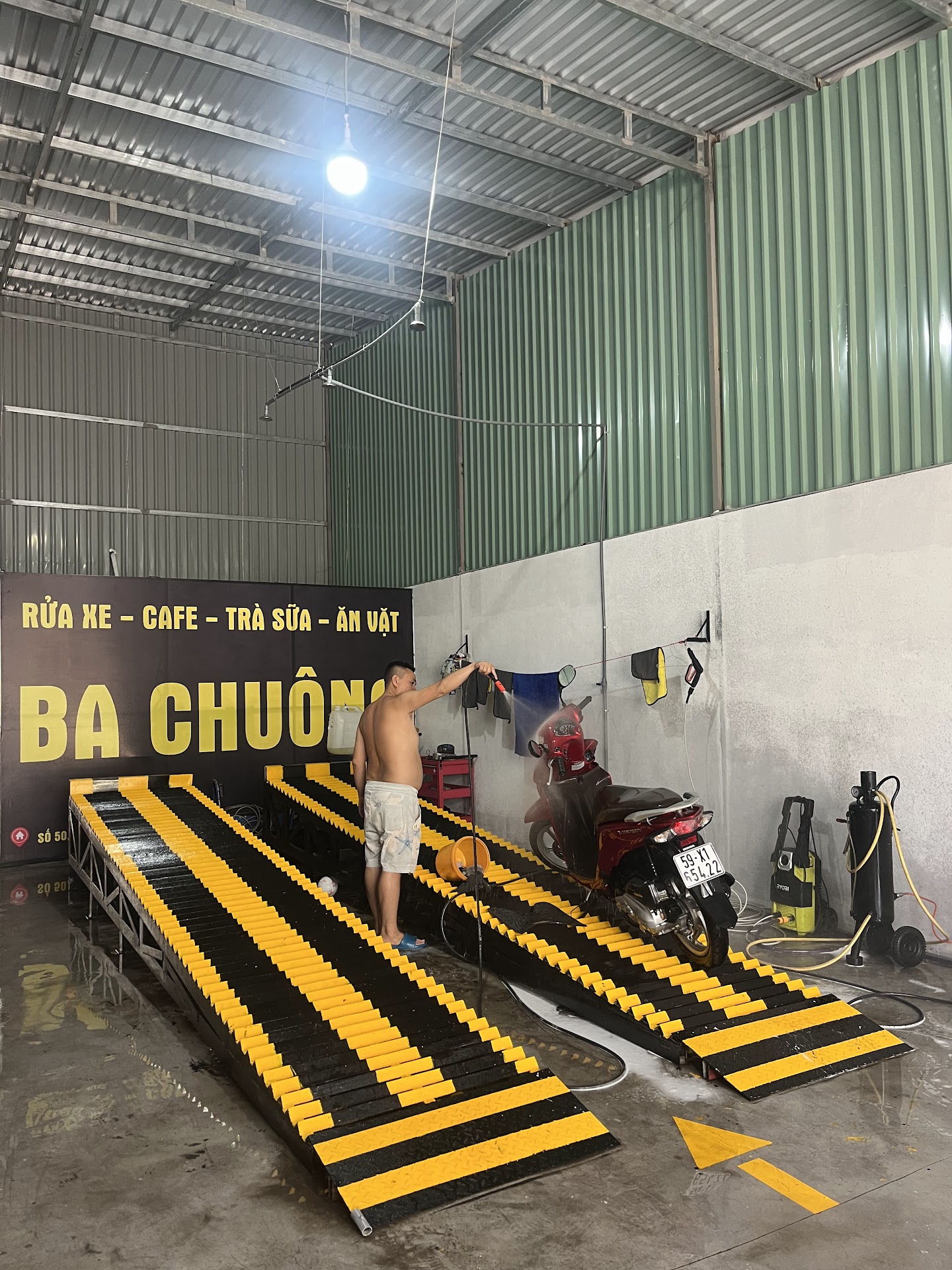 BA CHUÔNG QUÁN (Thủ Đức)