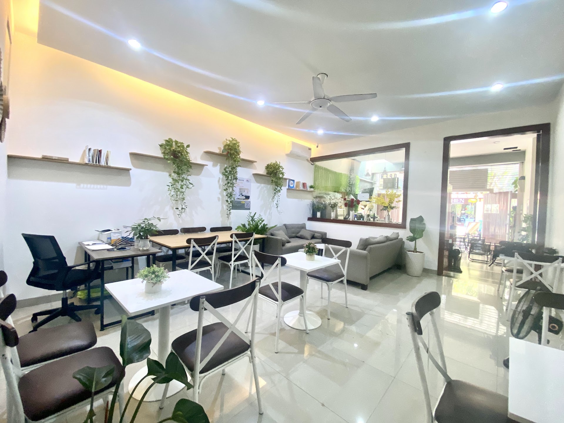 Miu Vietlott Cafe/복권 로또 카페