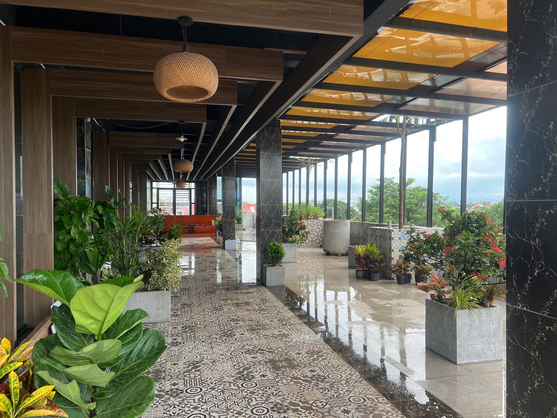 Tplus - Billiards & Coffee