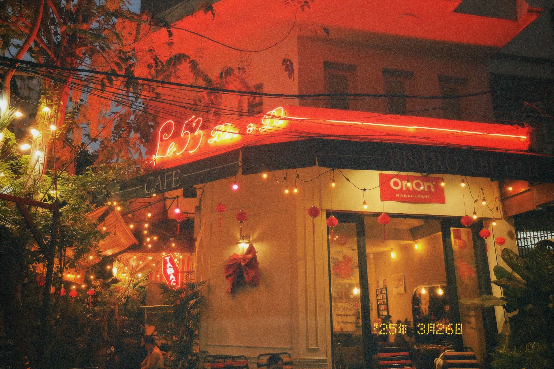 Tiệm Cà Phê Góc Nhỏ