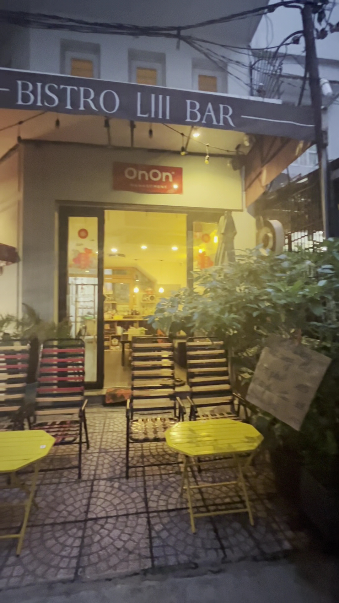 Tiệm Cà Phê Góc Nhỏ