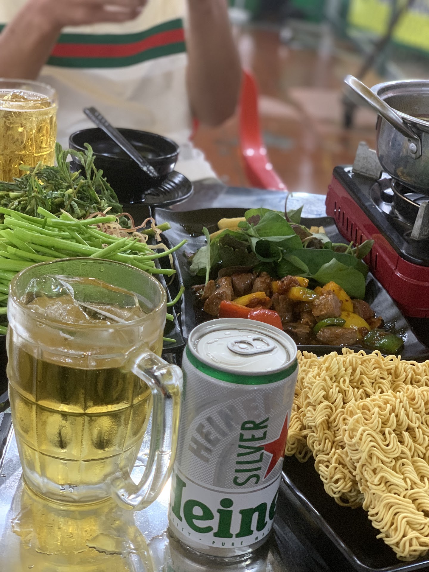 Bình Lợi Quán . Quán Nhậu bình dân