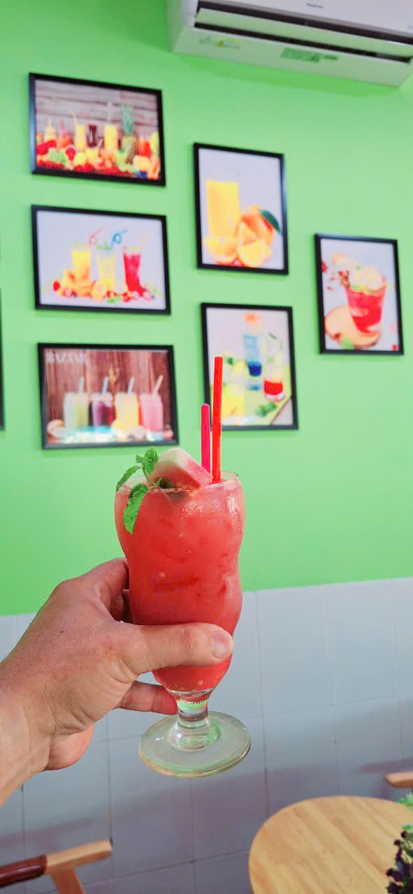 Phúc Thịnh Coffee máy lạnh & Võng Sạc Xe Máy Điện