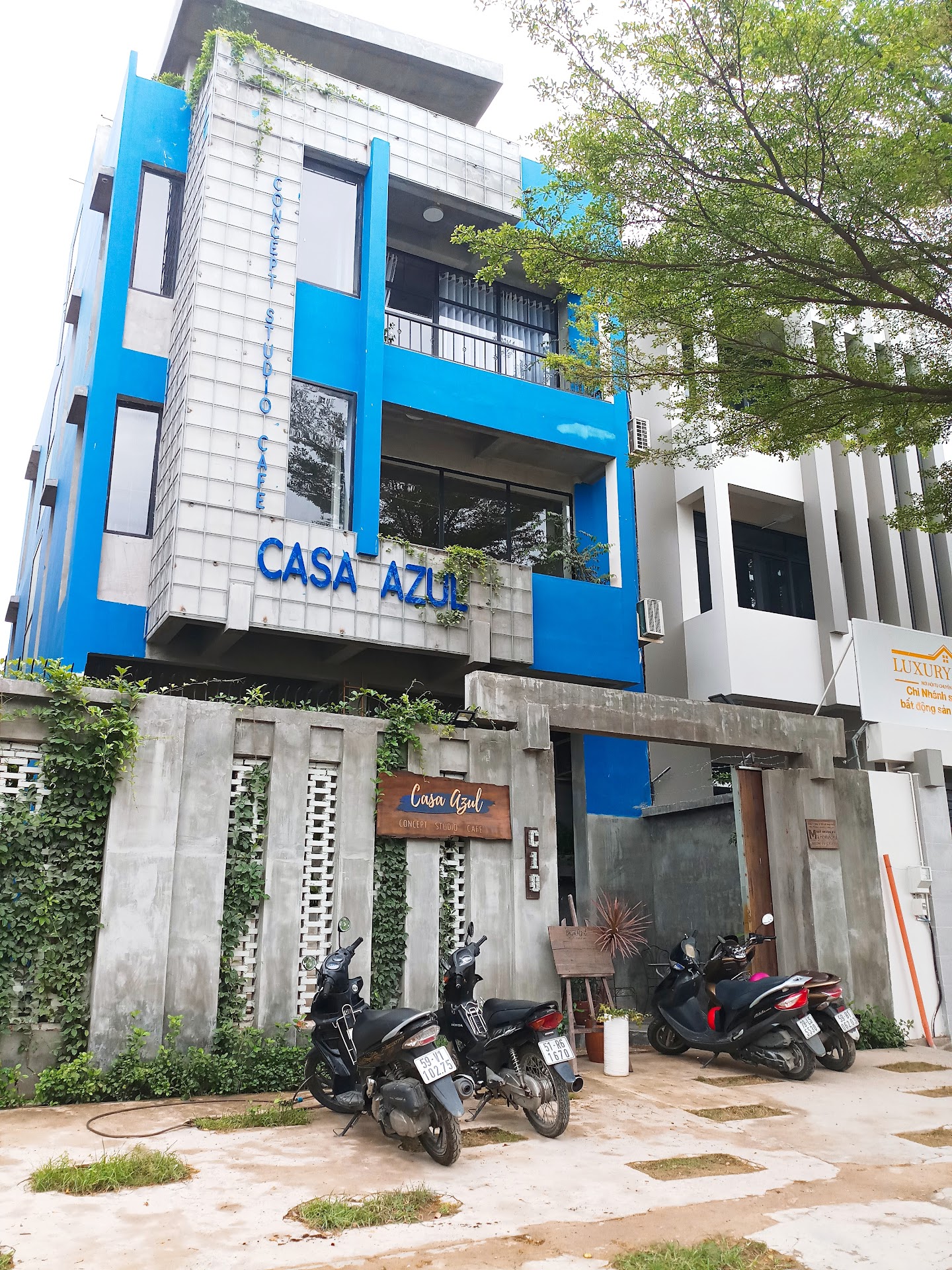 Phim Trường CASA AZUL