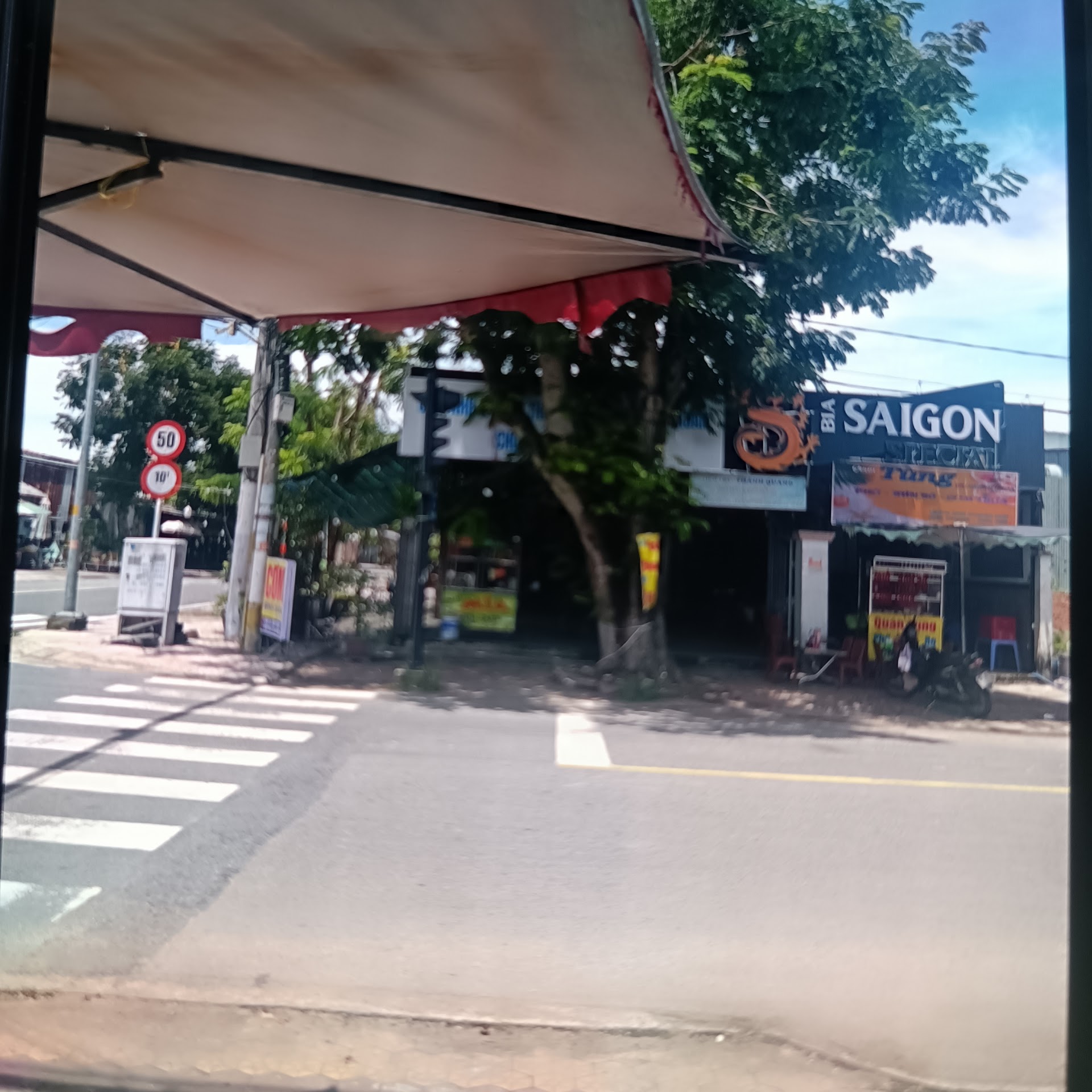 Quán Tùng( Phở, Hủ tiếu, Cơm phần)