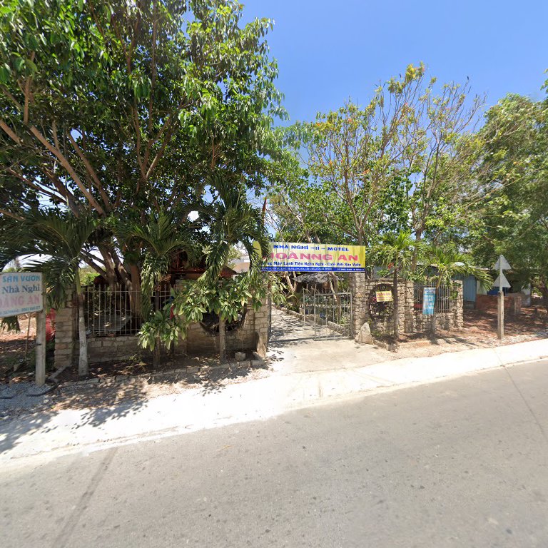 Nhà nghỉ Hoàng An