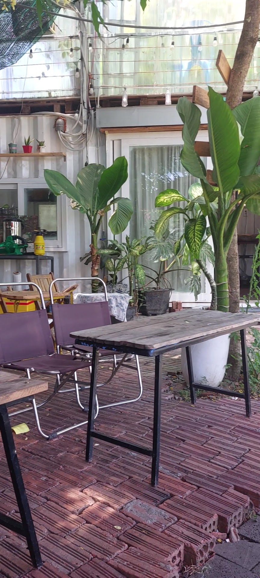 Suỵt Coffee,Tea&more