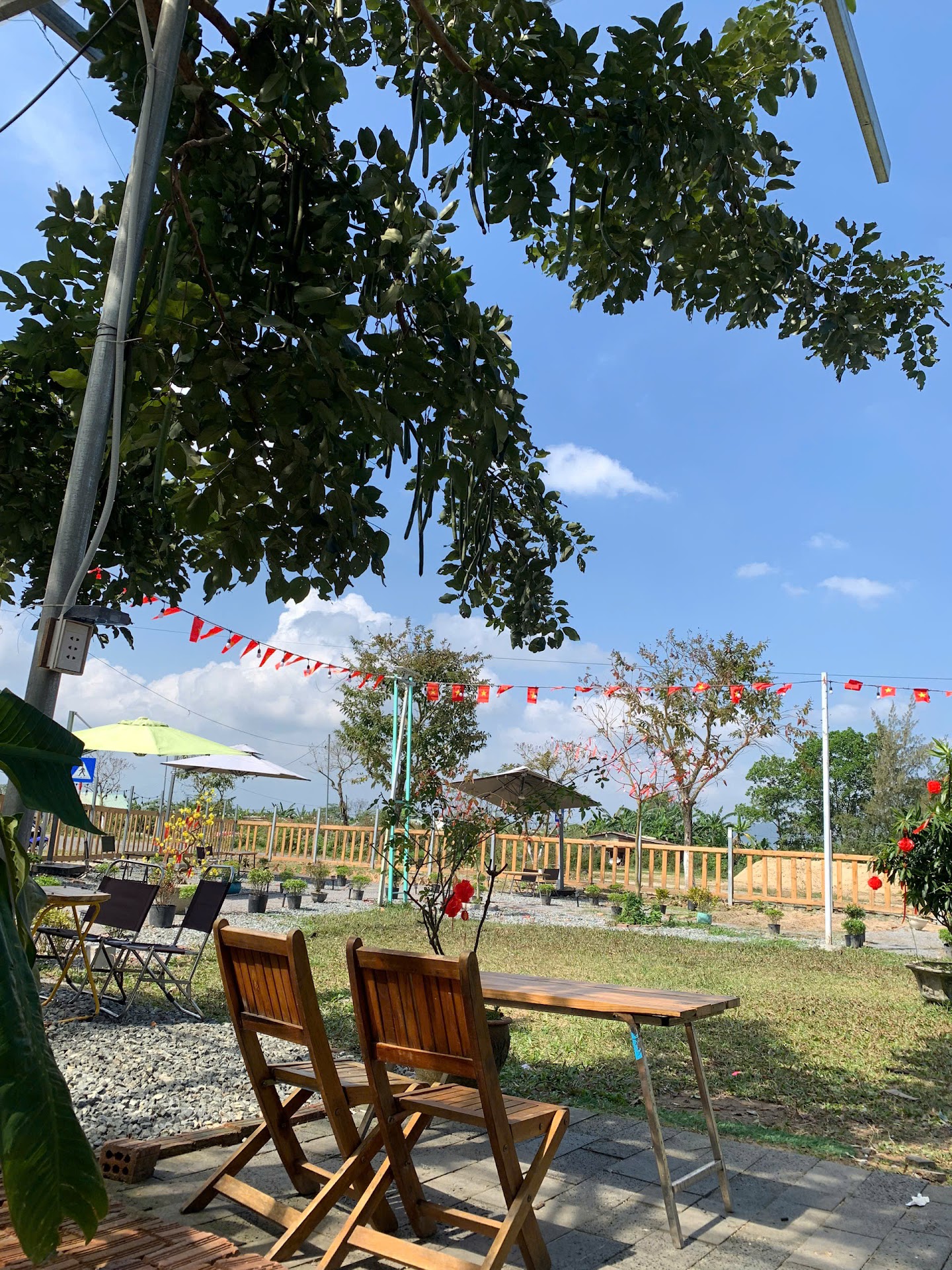 Suỵt Coffee,Tea&more