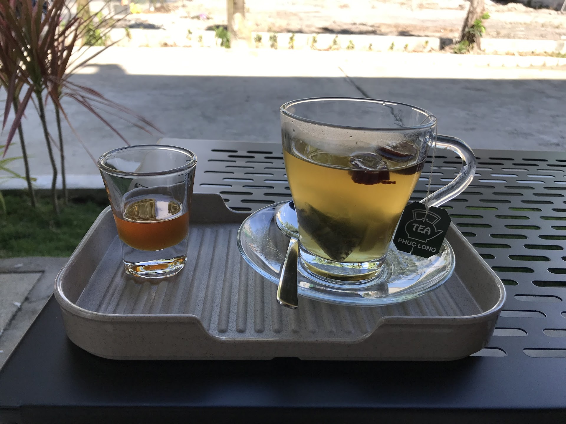 XANH COFFEE (OFFICE, GREEN CAFE)