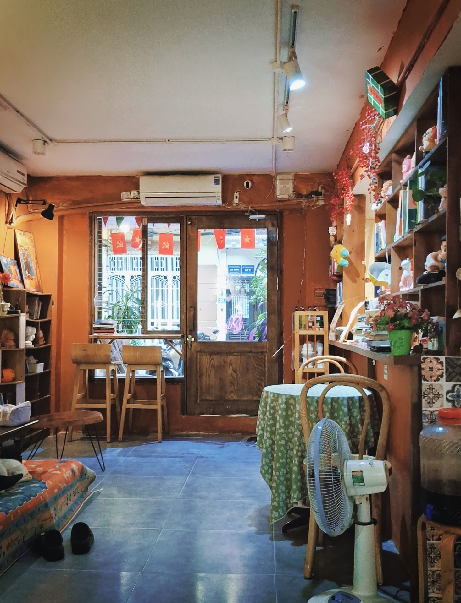 Oleoleo Coffee & Cats