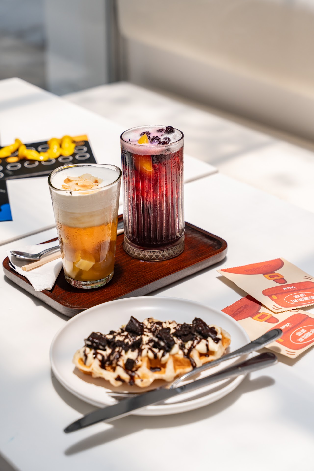 NYNA Coffee - Nguyên Hồng