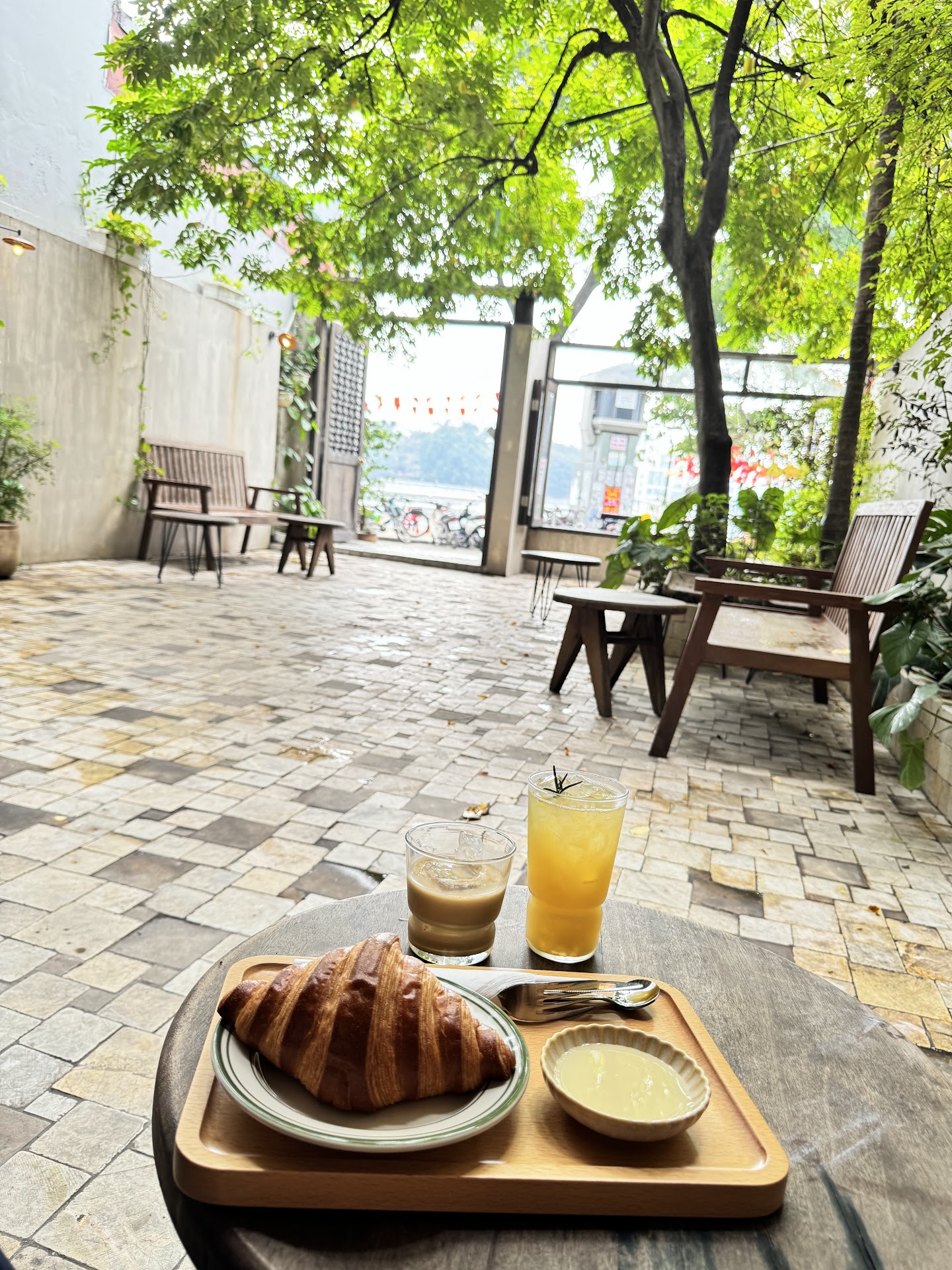 Quán cà phê Hai Tâm Hồn