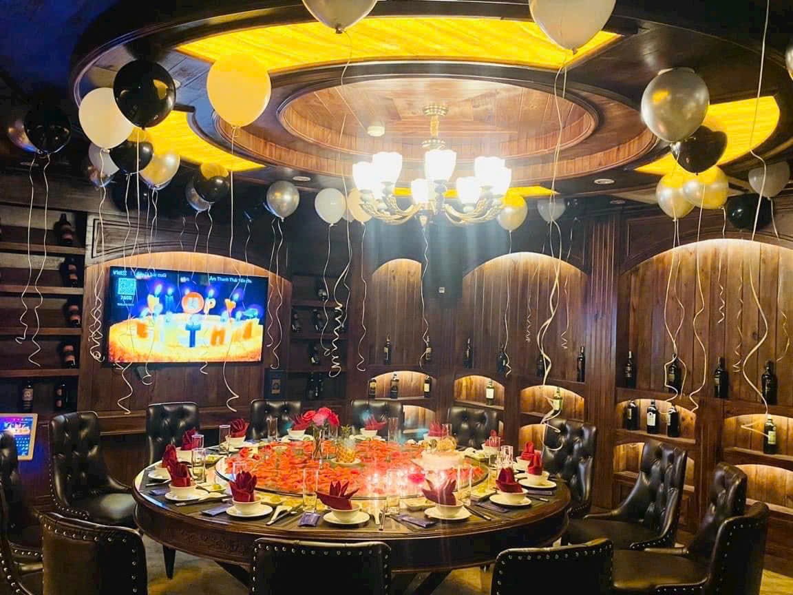 Karaoke LONDON - Thành Thái