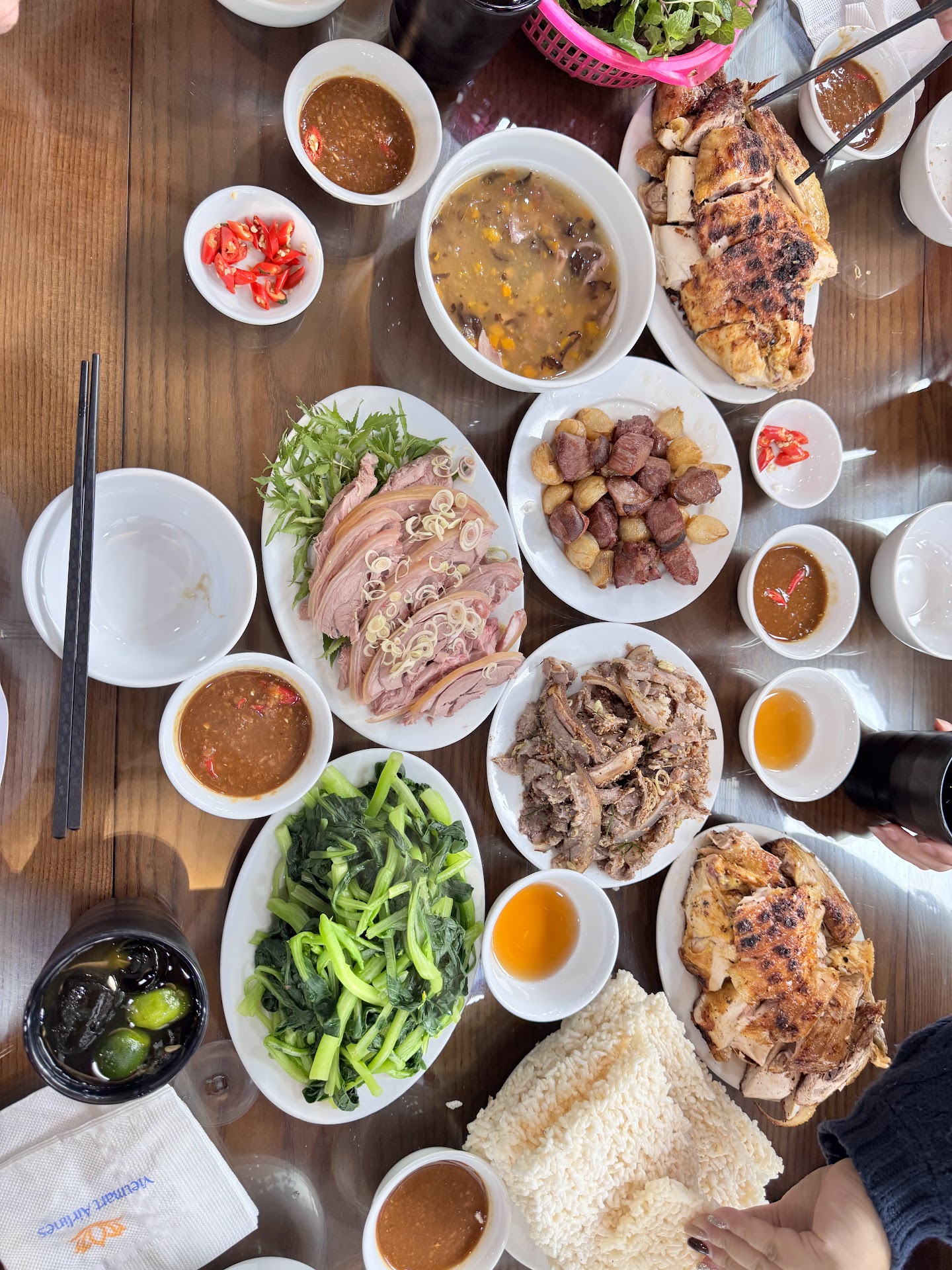 TreeBee Coffee- Rừng