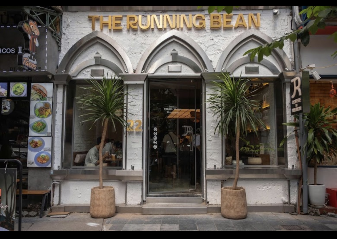 The Running Bean Nhà Thờ - Coffee and Brunch