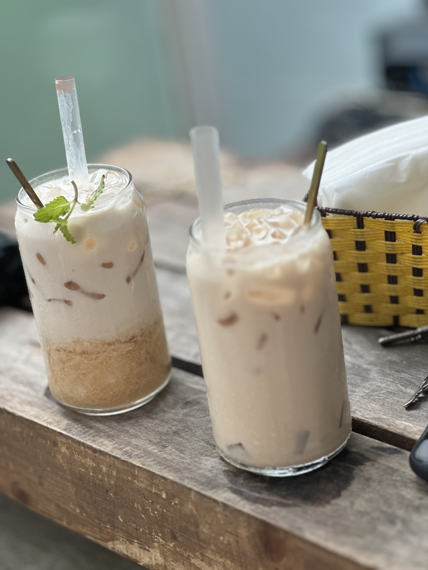 Tut Lang Thang Tea & Coffee