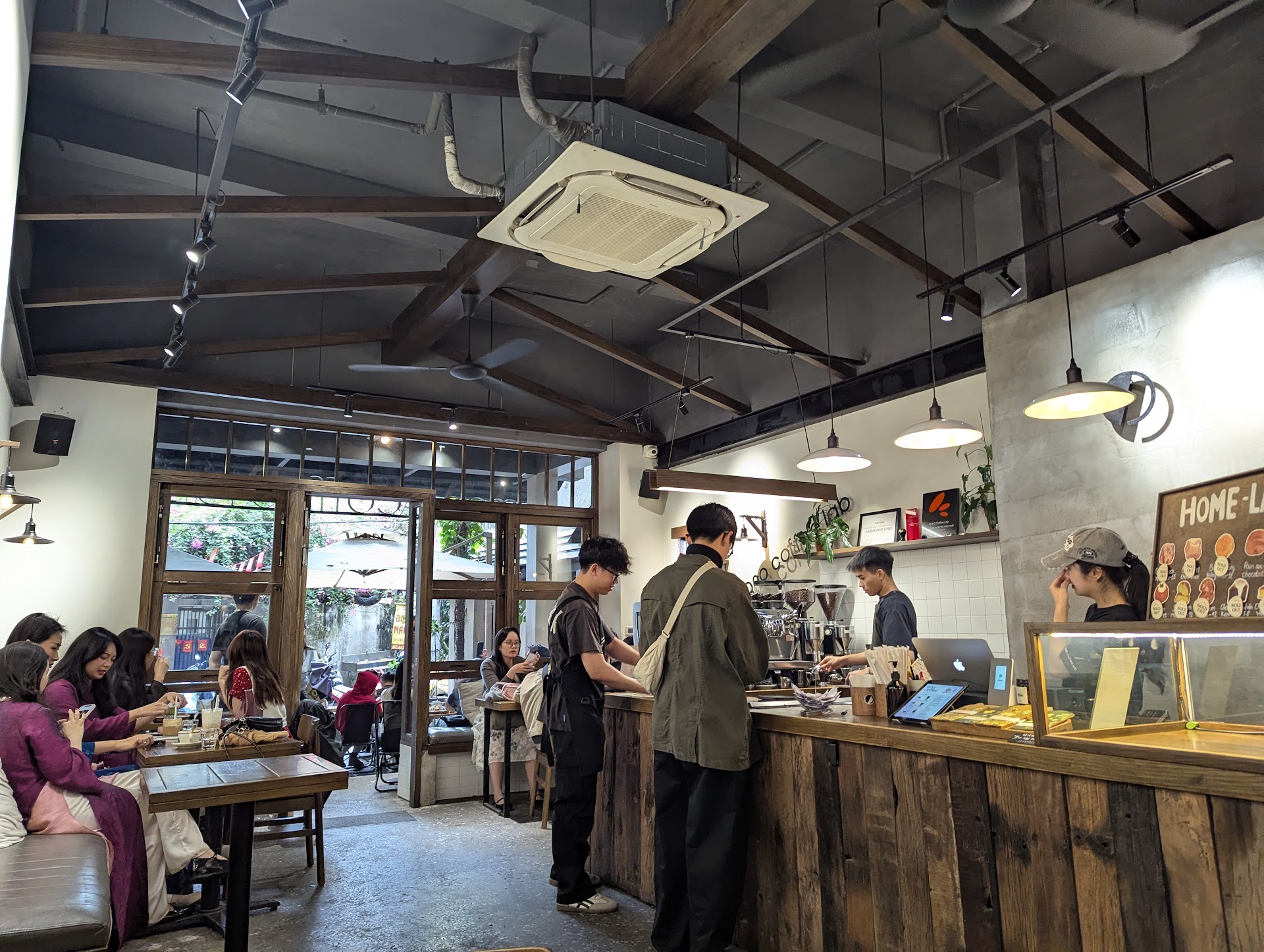 MONO Coffee Lab - Vân Hồ