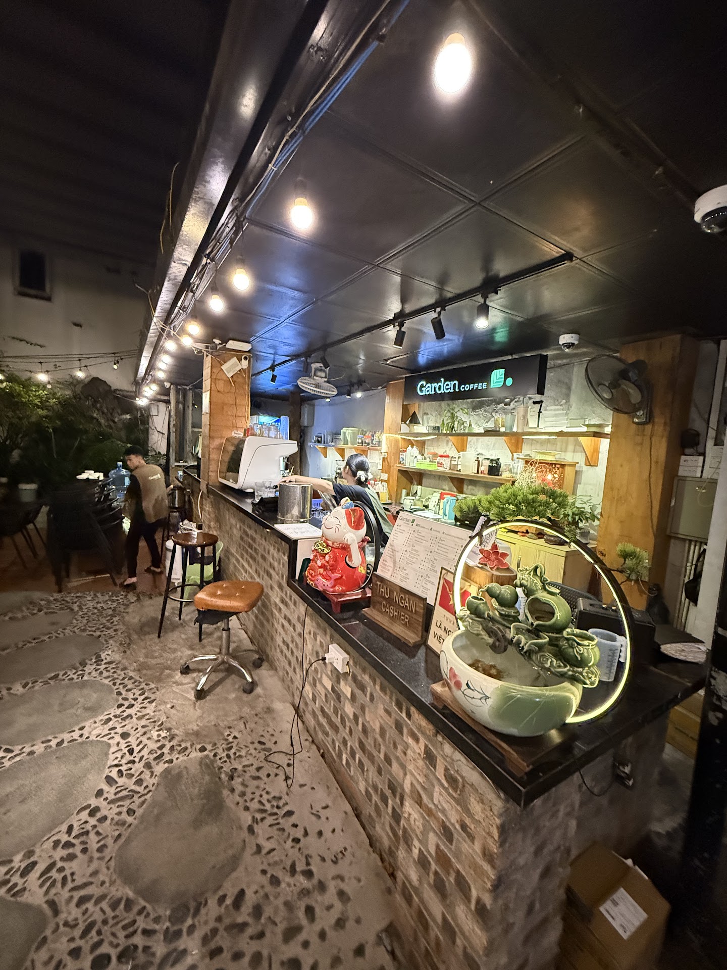 Garden Coffee Đội Cấn