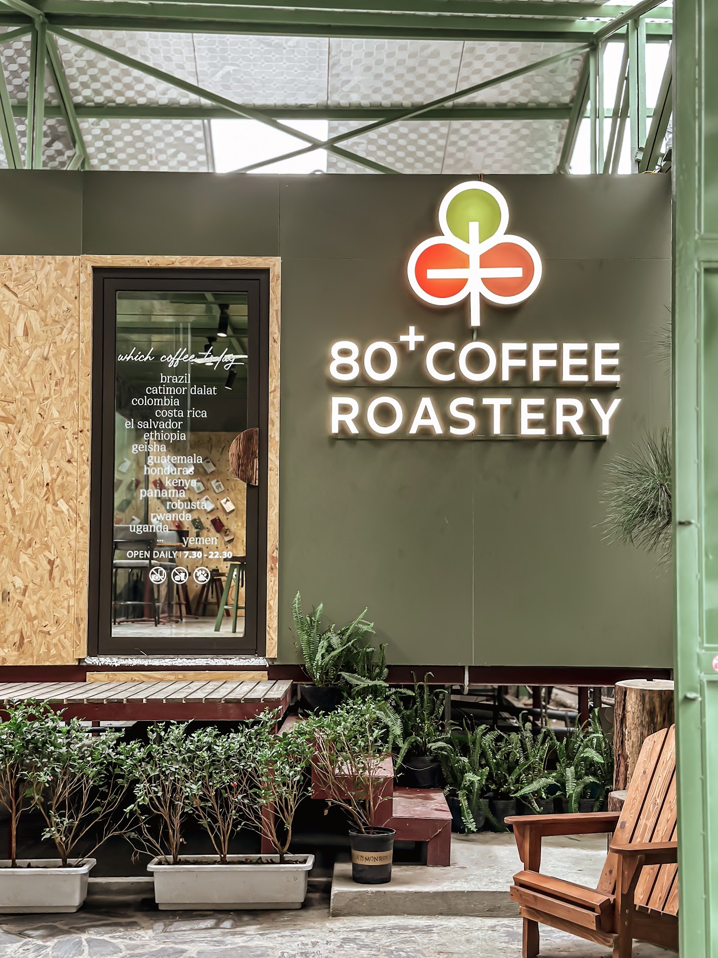 80plus Coffee Roastery Phú Viên