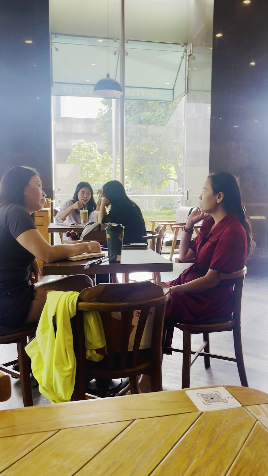 Twitter Beans Coffee Khuất Duy Tiến