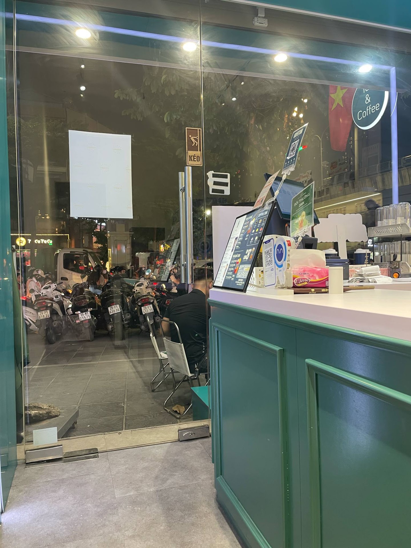 KAFETINI Tea & Coffee