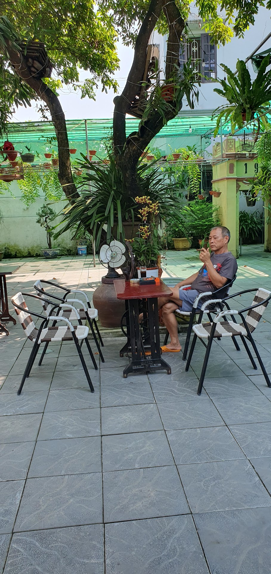 Cà Phê Việt 1945