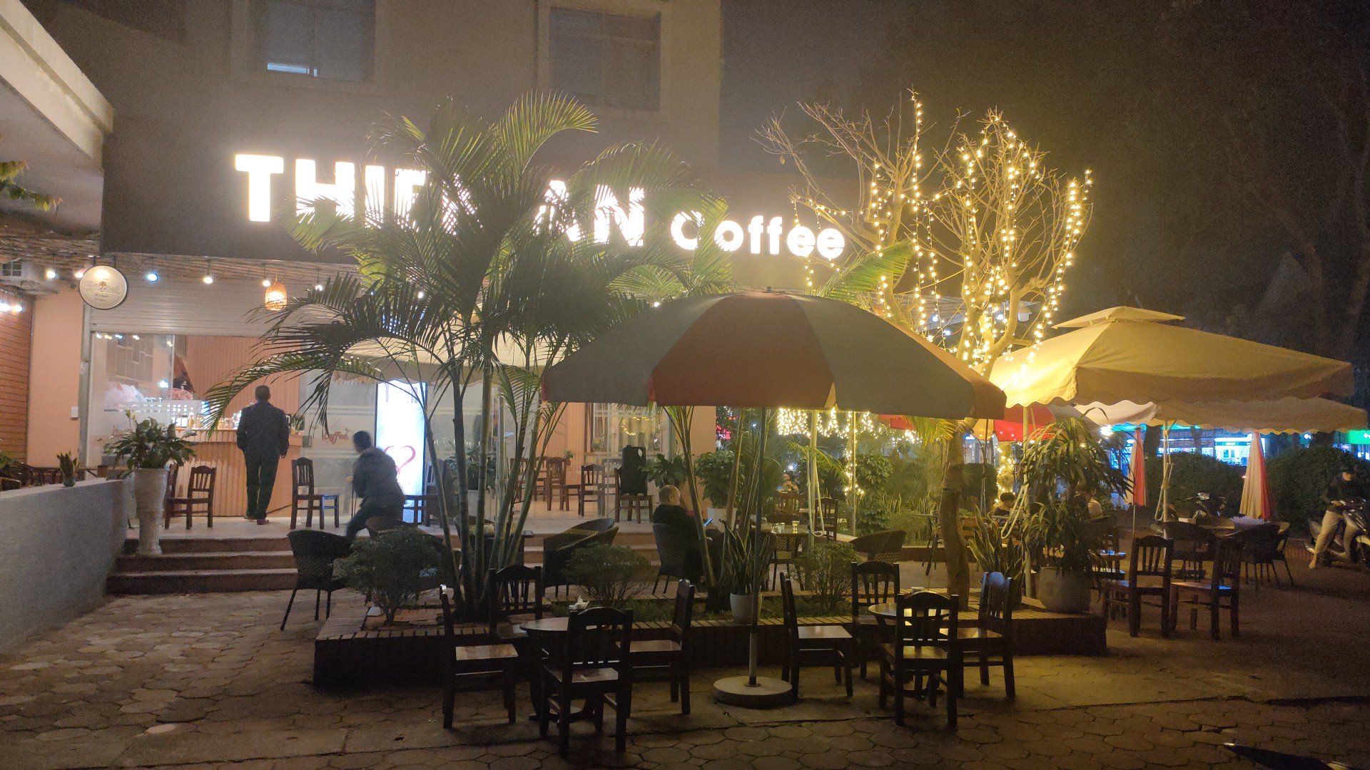 Tiệm cafe Thiên An