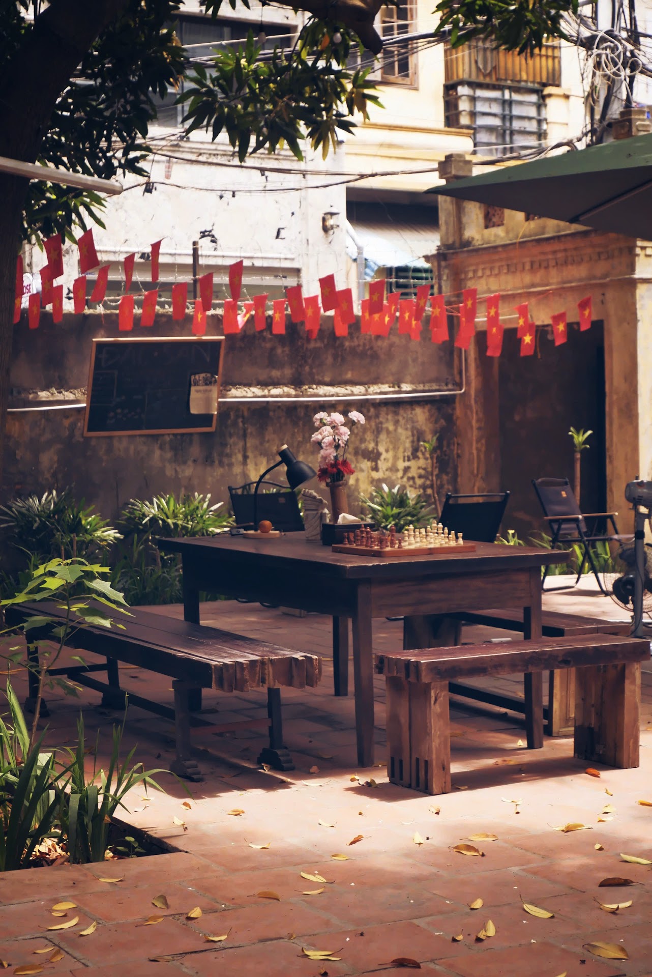 nghê. - ART SPACE & CAFE