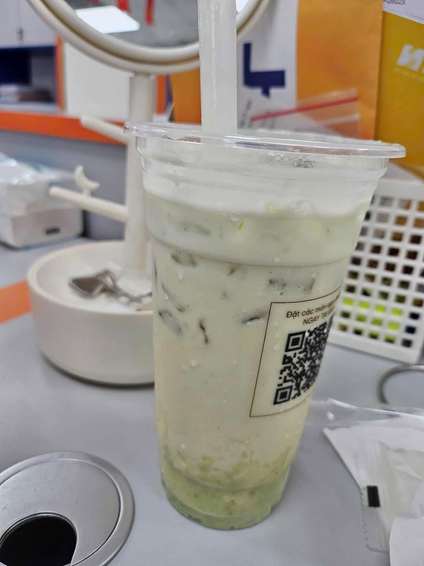 Kề Cà - Trà, Cà phê đậm vị