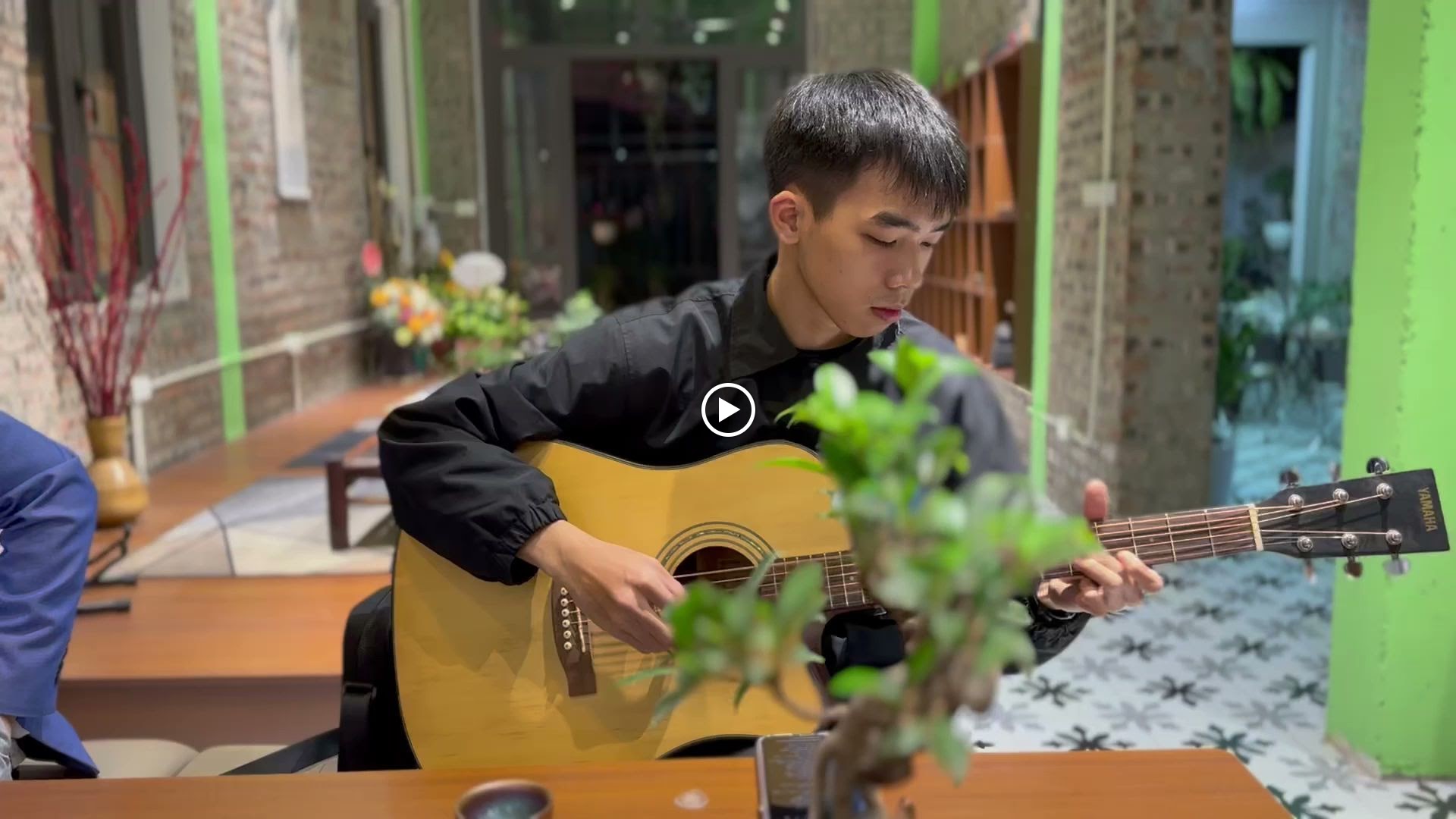 Nguyệt Trà tea & coffee