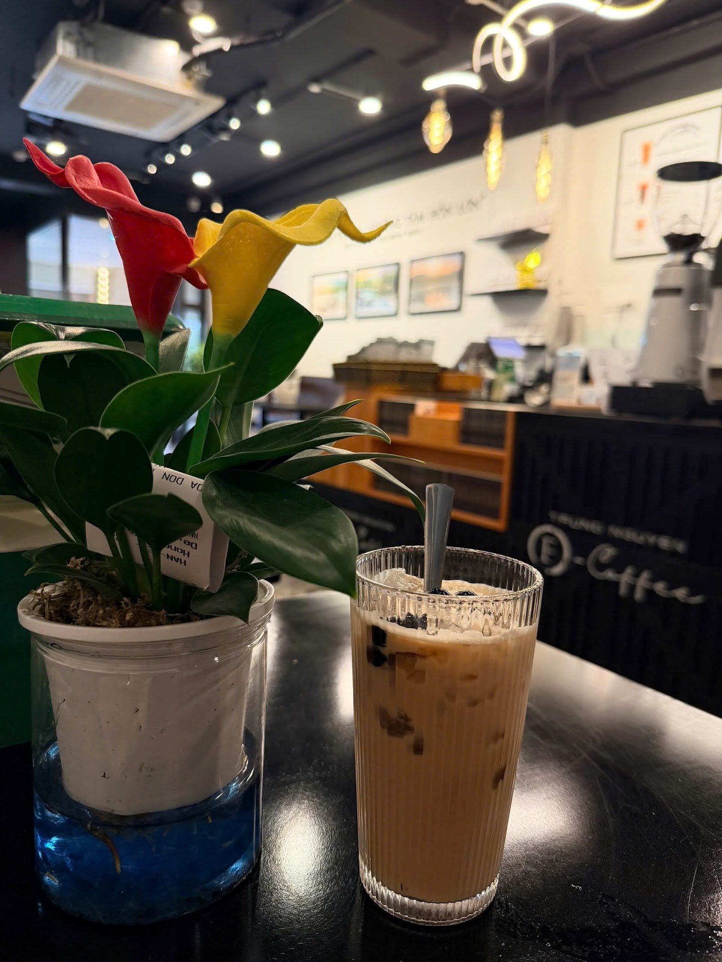 Trung nguyên E - coffee Hồng Tiến