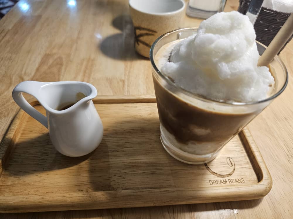 Dream Beans Coffee - The little corner