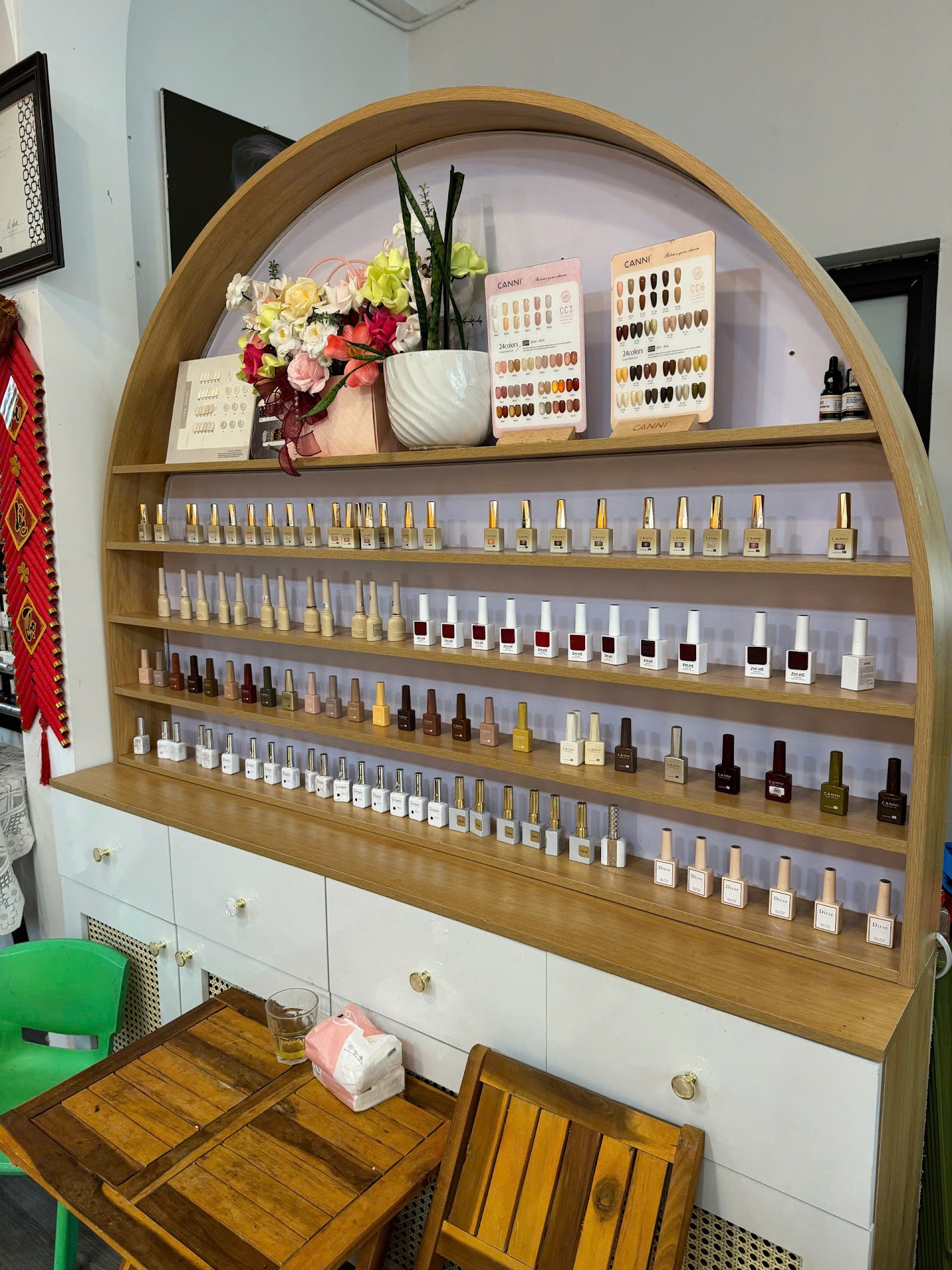 Hanu Nails & Beauty Coffee