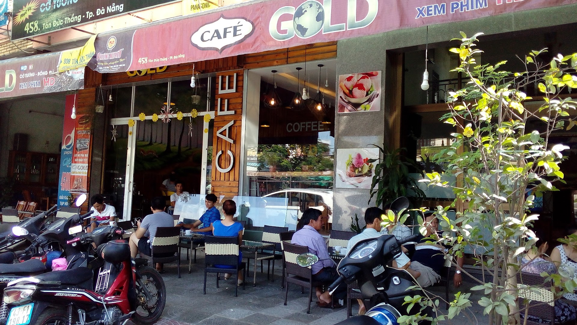 Gold mart cafe 24/7
